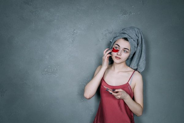 מסלולי הוליסטיים לטיפול בשקעי עיניים